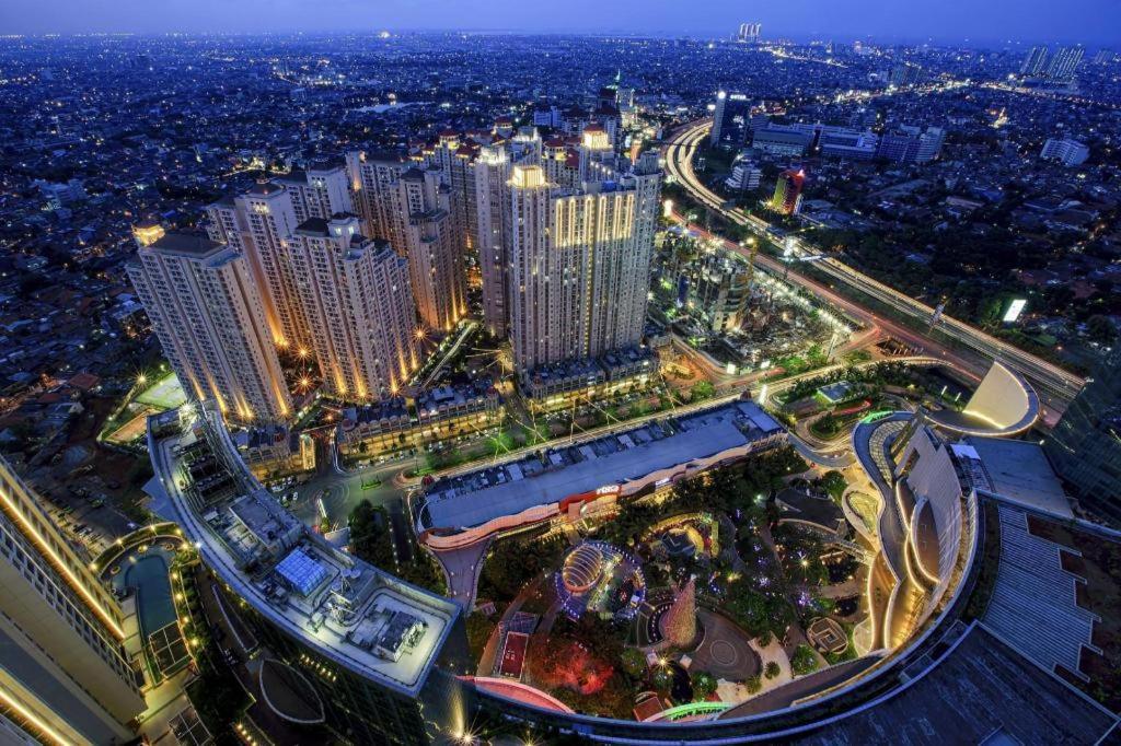 Blue Sky Hotel Petamburan Jakarta Exteriör bild
